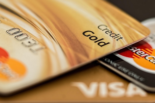 How to Choose the Right Credit Card for You
