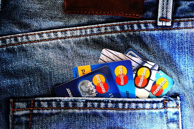 Smart Habits to Keep Your Credit Card Secure